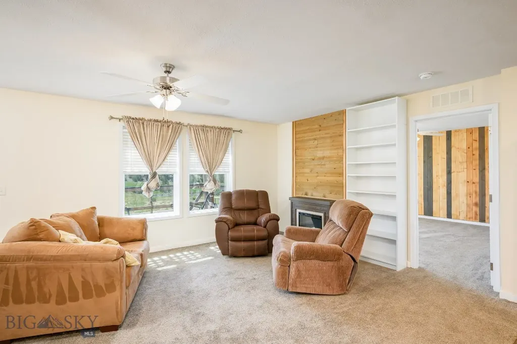 4 N Moonlight Drive Roundup MT 59072