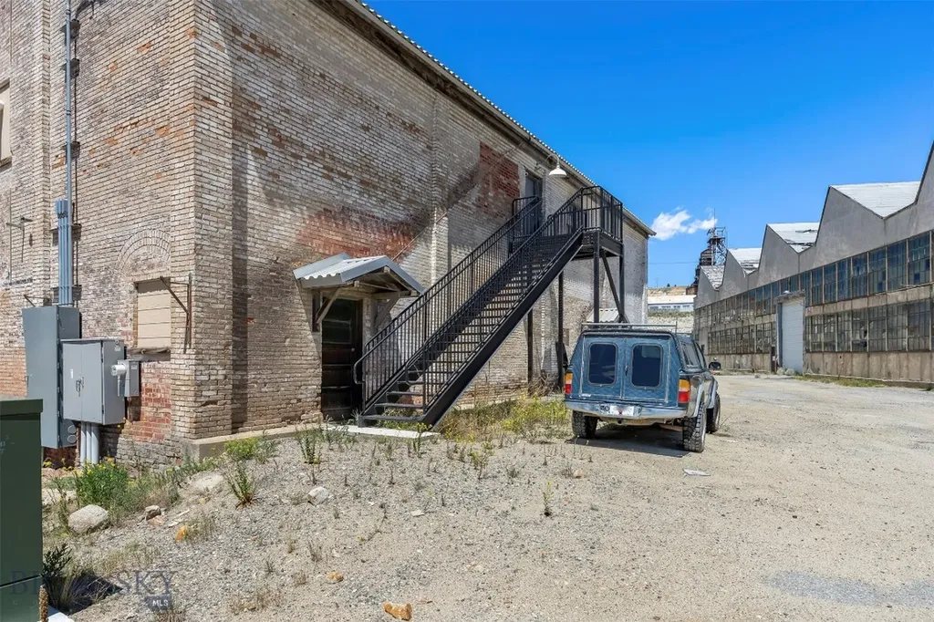 244 Anaconda Road Butte MT 59701