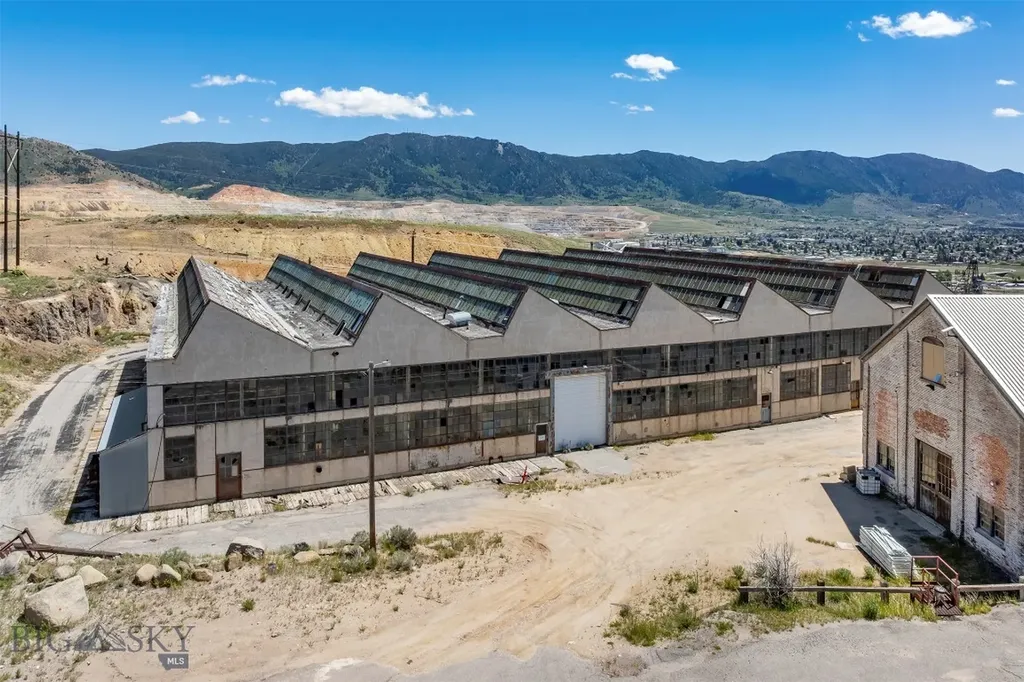244 Anaconda Road Butte MT 59701