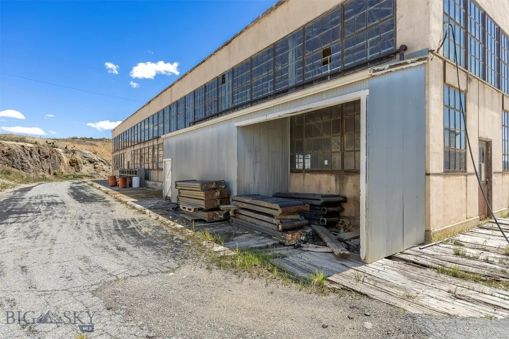 244 Anaconda Road Butte MT 59701