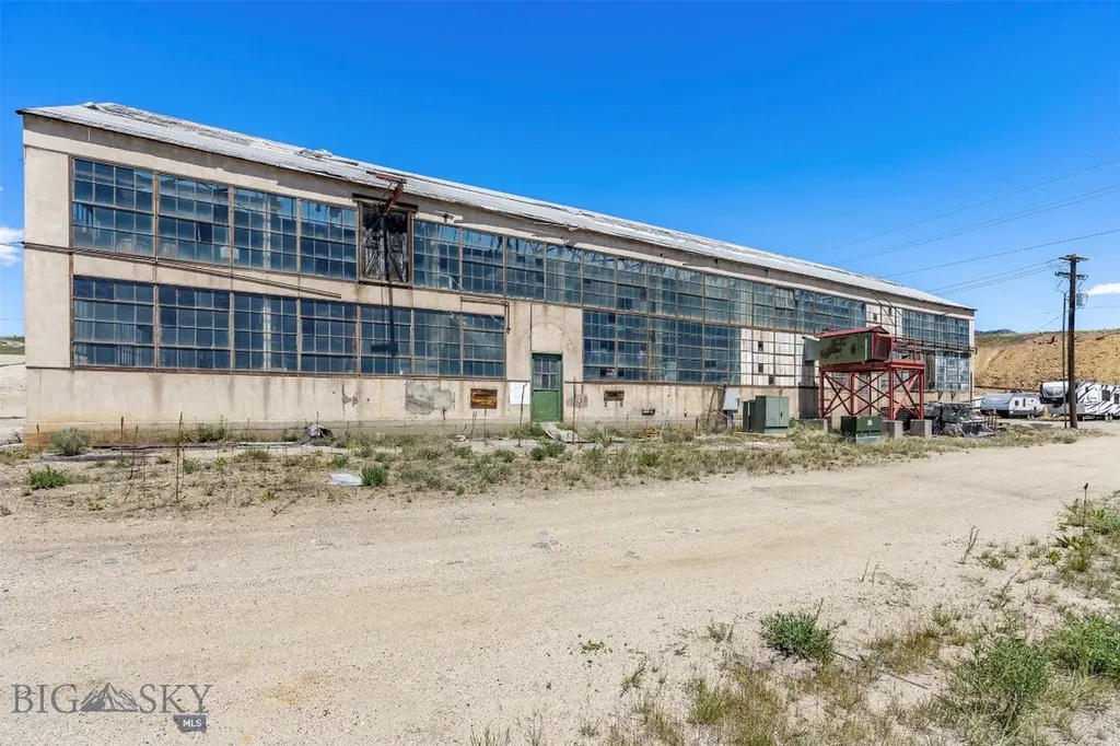 244 Anaconda Road Butte MT 59701