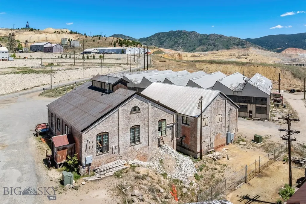 244 Anaconda Road Butte MT 59701