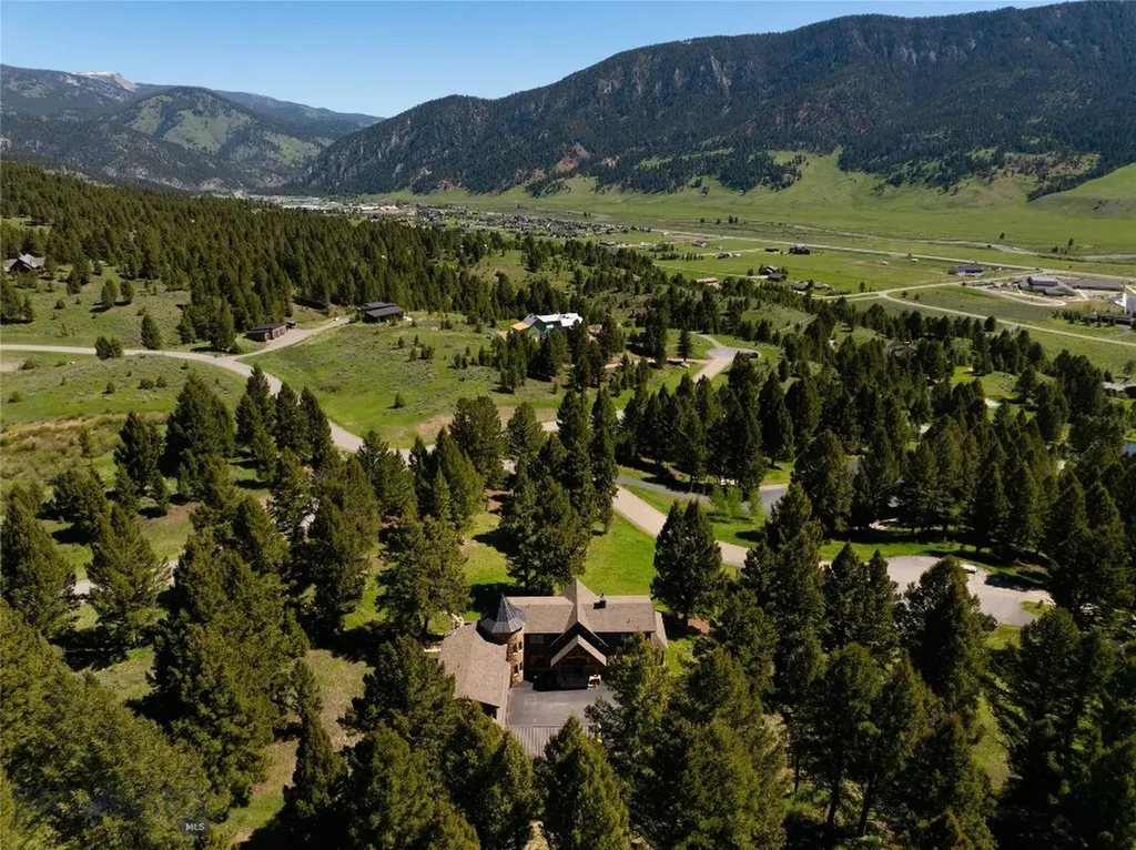 81 Steamboat Trail Gallatin Gateway MT 59730