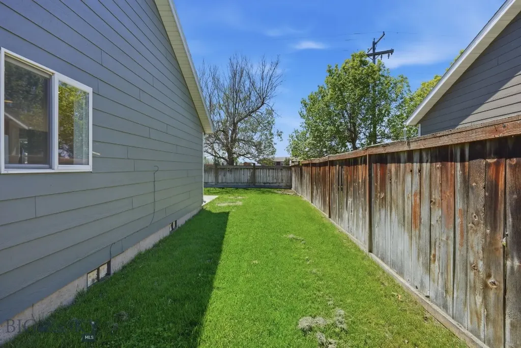 38 E River Rock Road Belgrade MT 59714