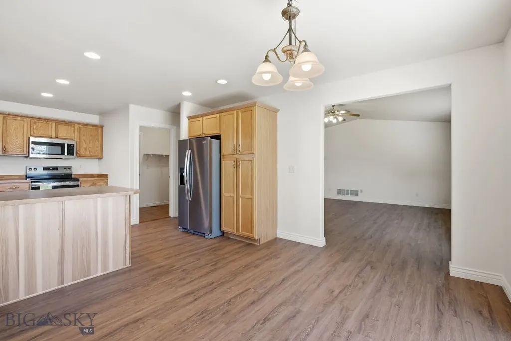 38 E River Rock Road Belgrade MT 59714