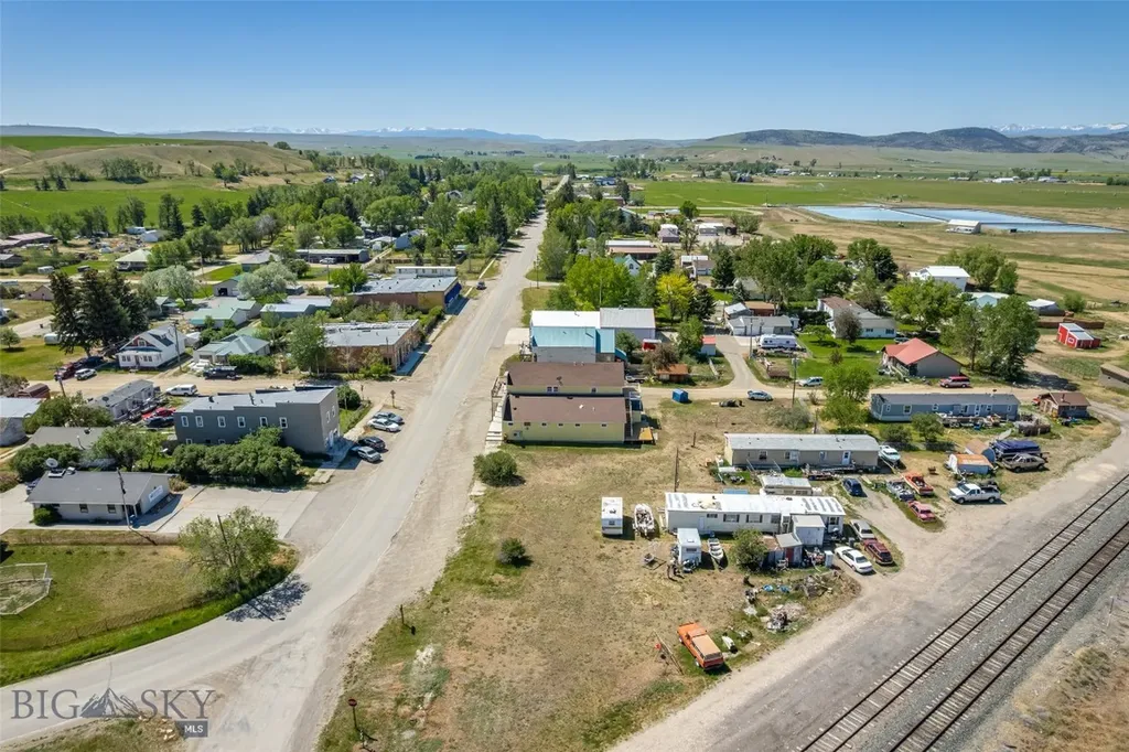 21 Main Street Willow Creek MT 59760