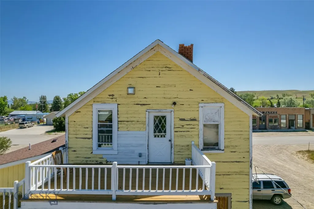 21 Main Street Willow Creek MT 59760