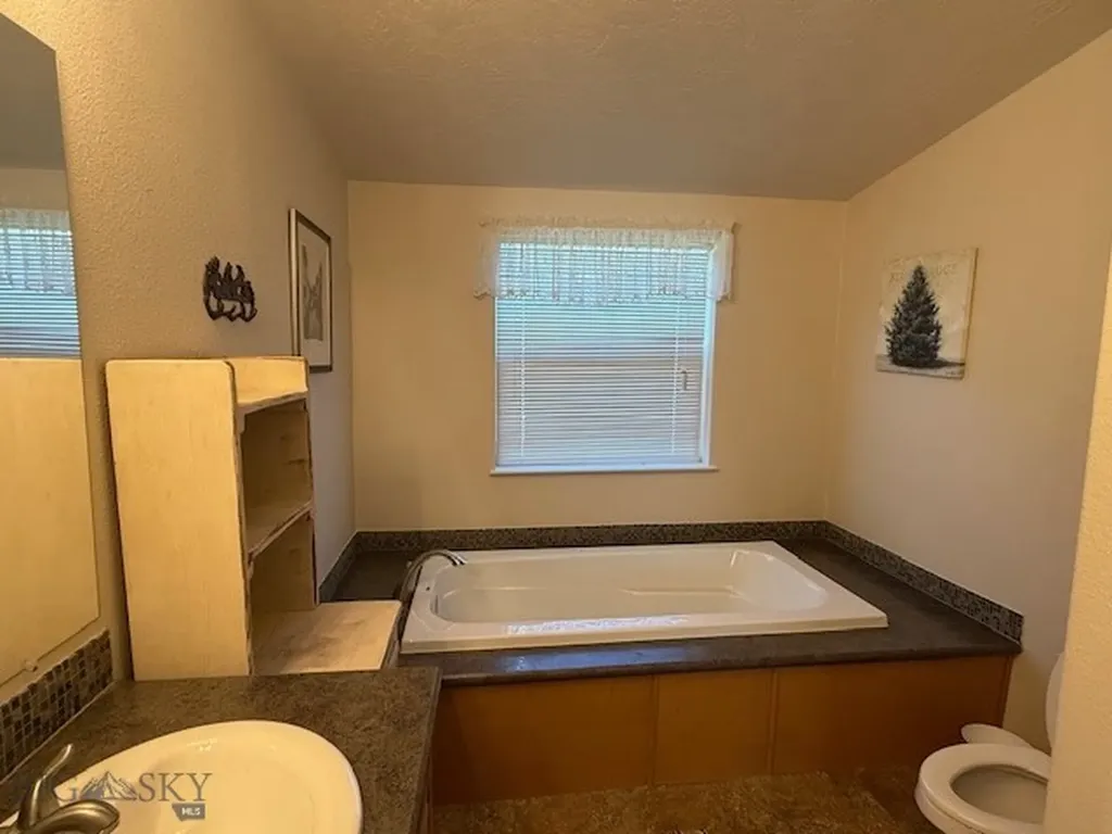 216 Pintlar Street Anaconda MT 59711