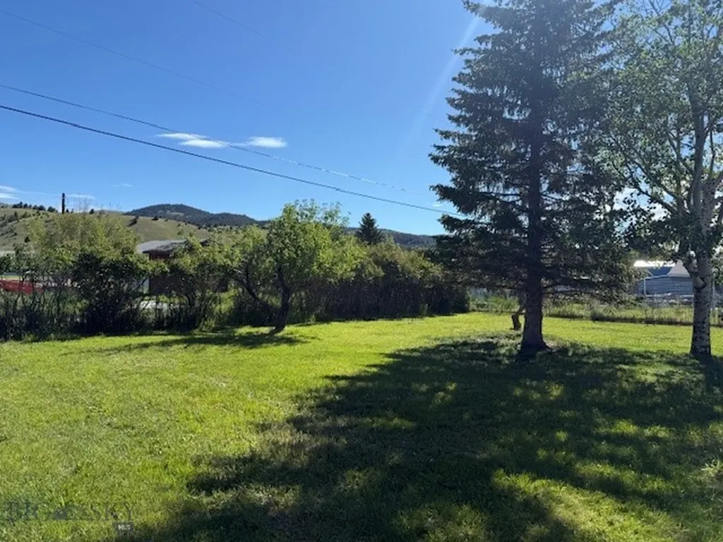 216 Pintlar Street Anaconda MT 59711
