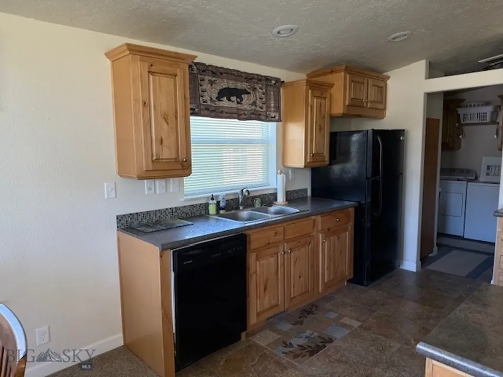 216 Pintlar Street Anaconda MT 59711