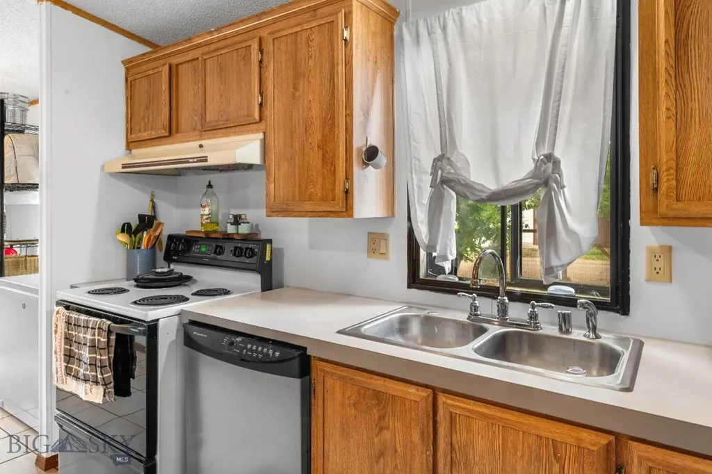167 D Street Fort Smith MT 59035