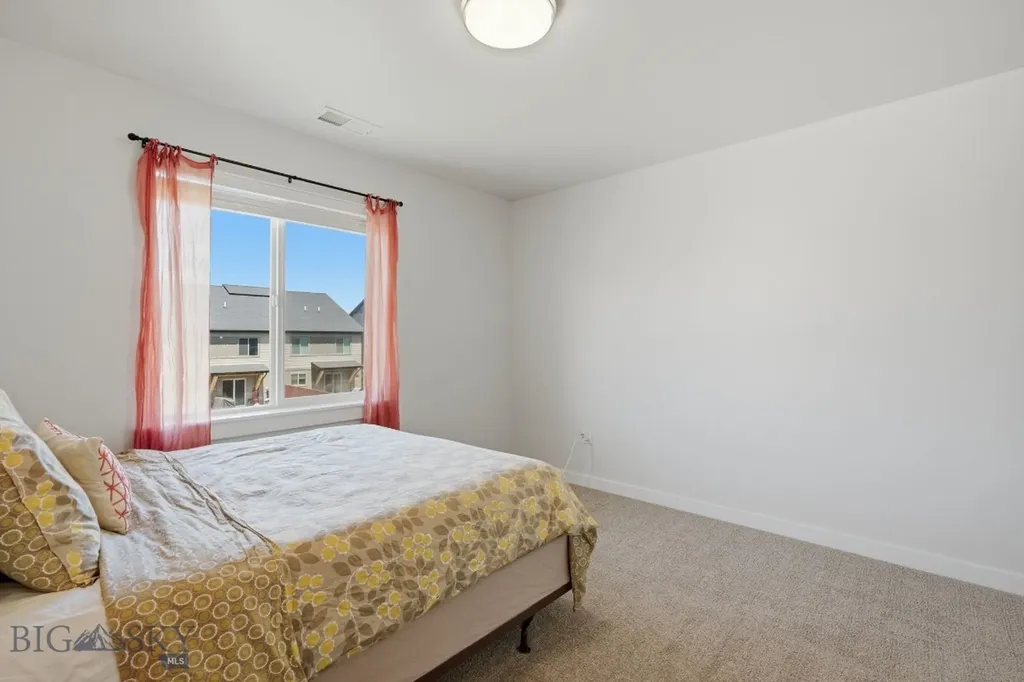 1309 Grover Belgrade MT 59714