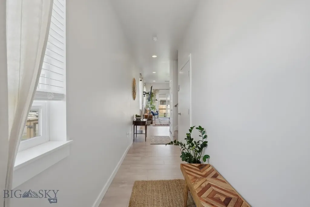 1309 Grover Belgrade MT 59714