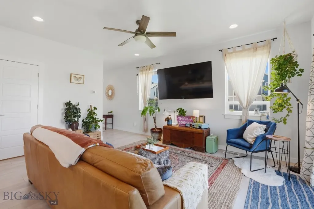 1309 Grover Belgrade MT 59714
