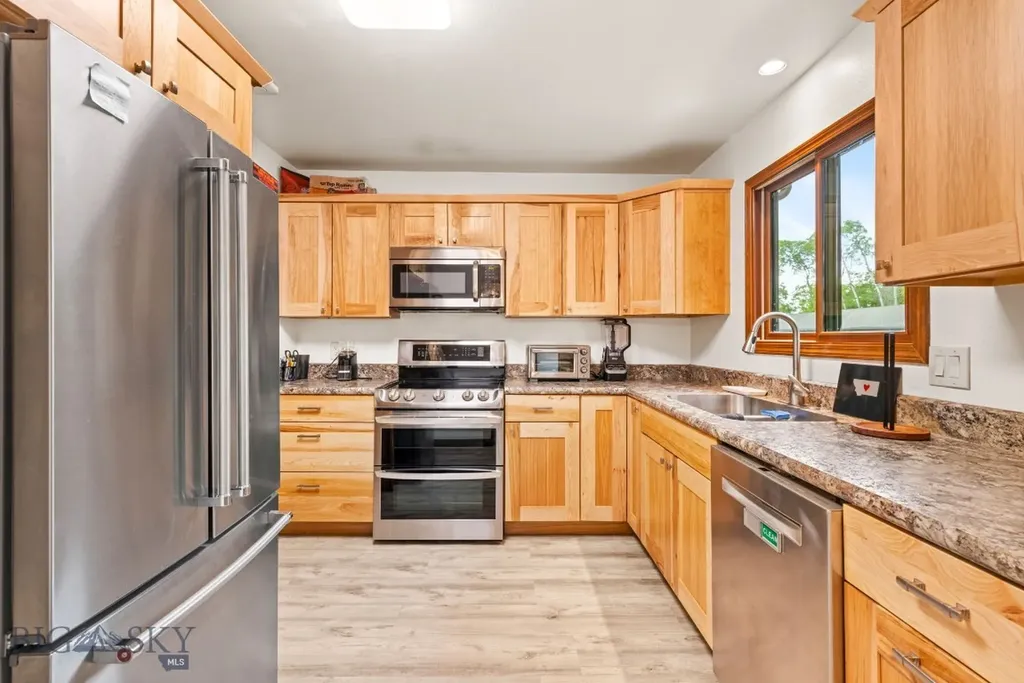 2020 S Rouse Bozeman MT 59715