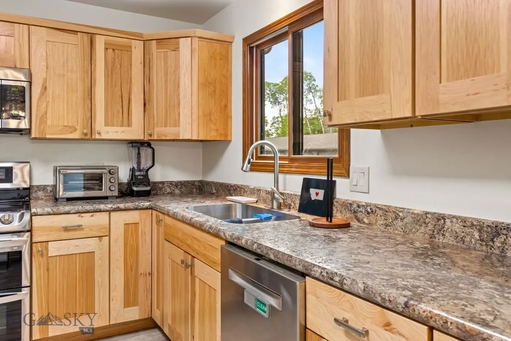 2020 S Rouse Bozeman MT 59715