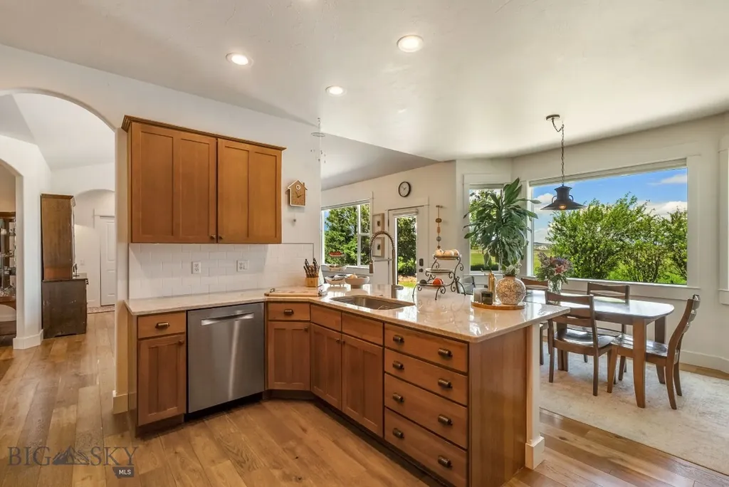 1721 Gateway South Road Gallatin Gateway MT 59730