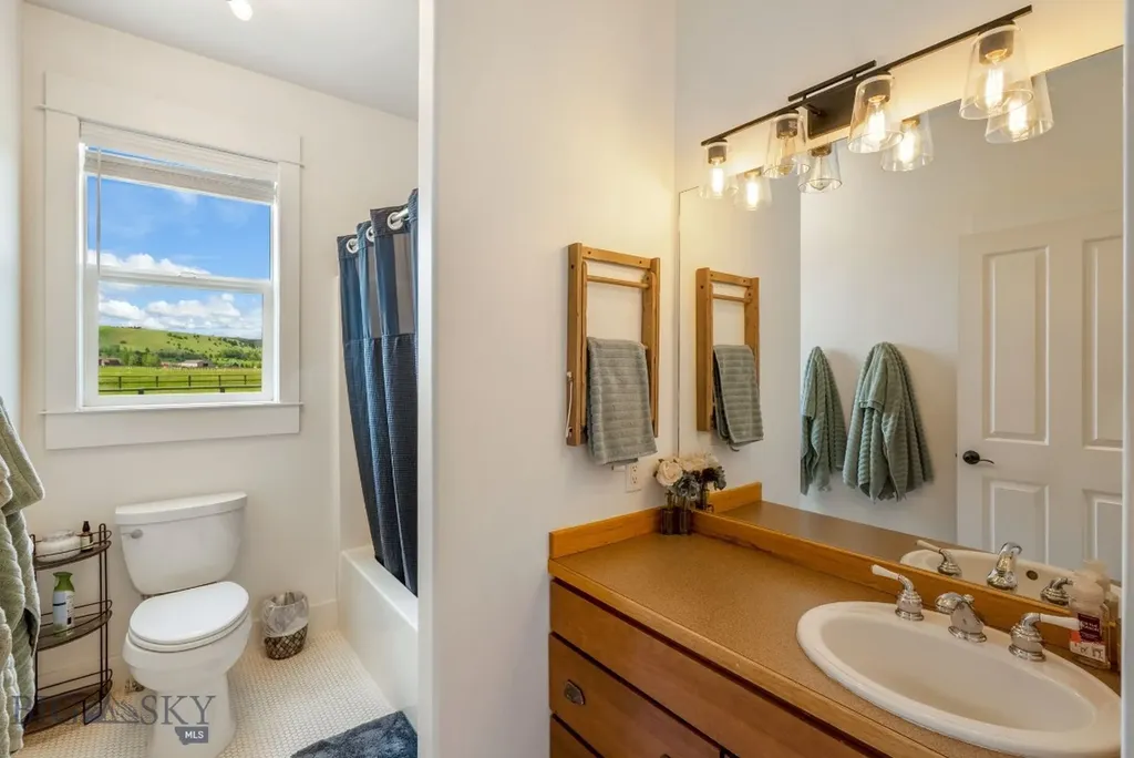 1721 Gateway South Road Gallatin Gateway MT 59730