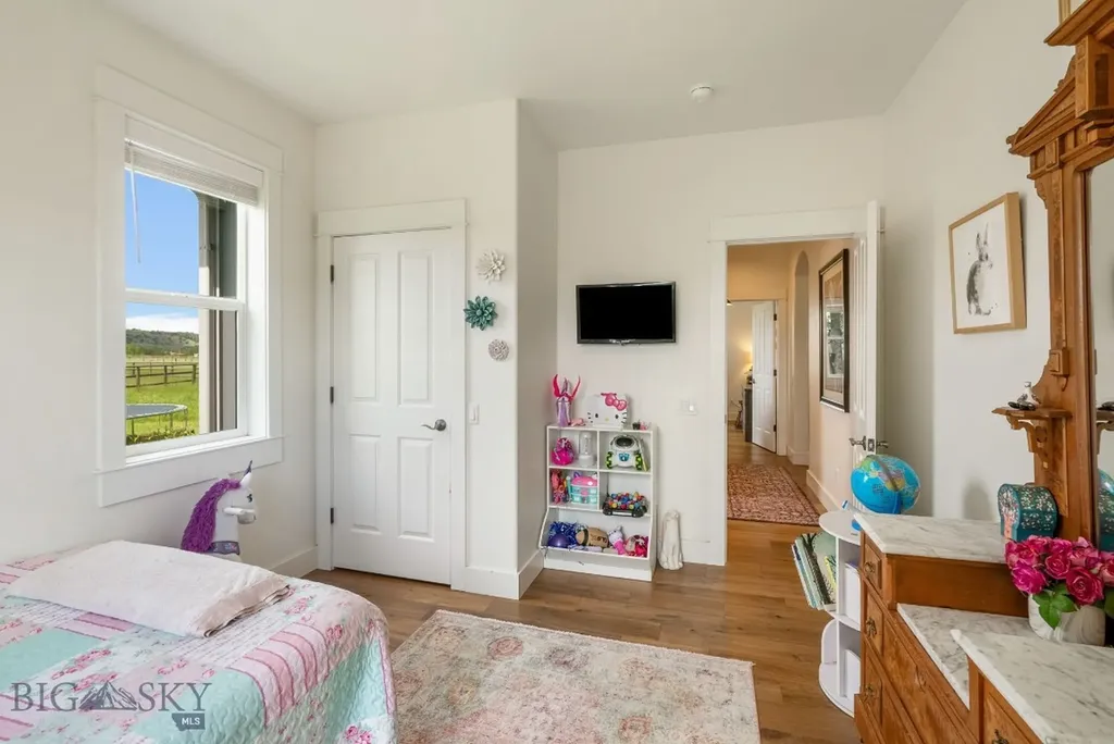 1721 Gateway South Road Gallatin Gateway MT 59730