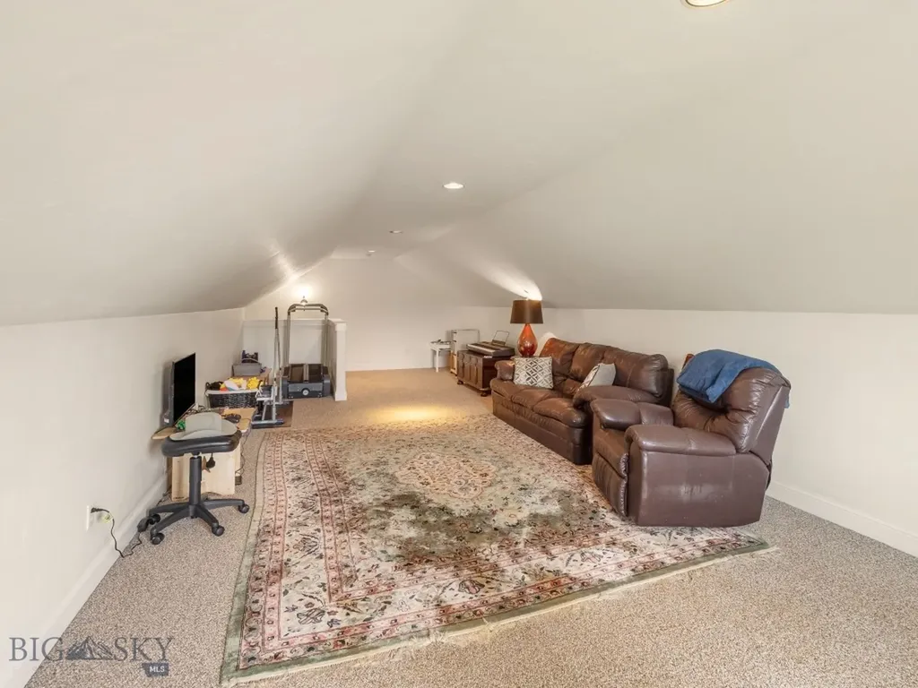 1721 Gateway South Road Gallatin Gateway MT 59730