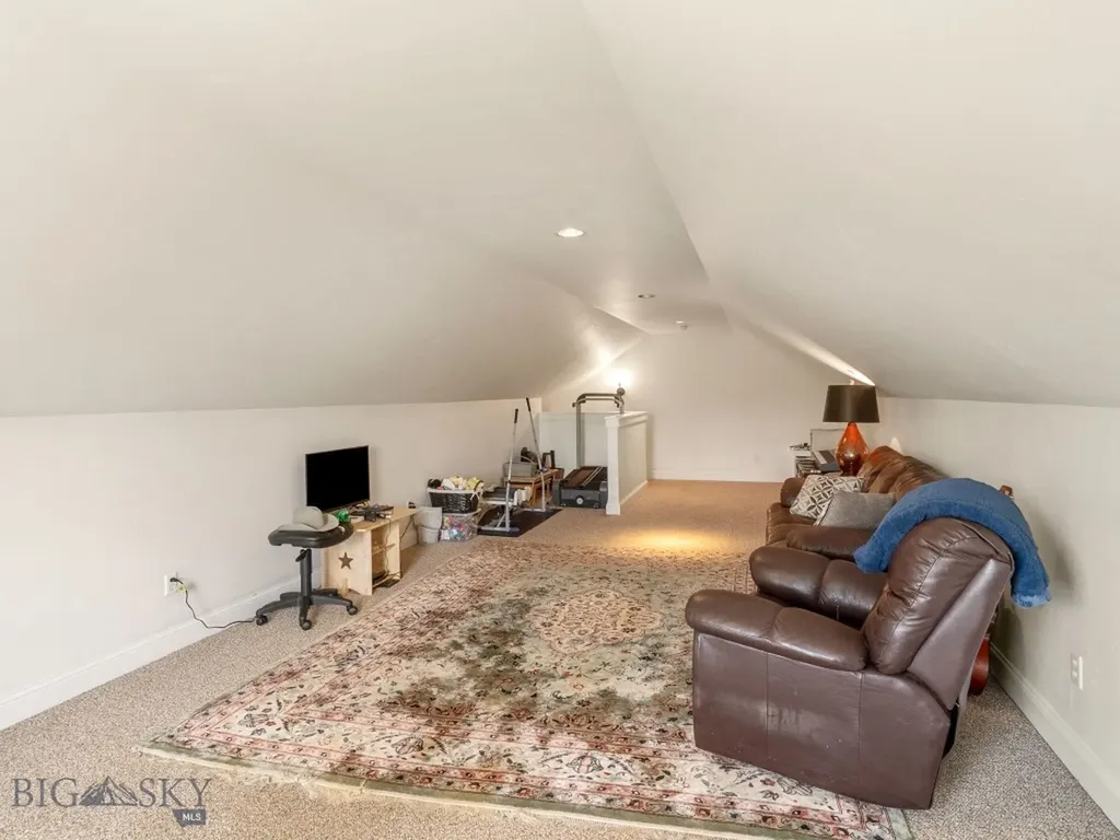 1721 Gateway South Road Gallatin Gateway MT 59730