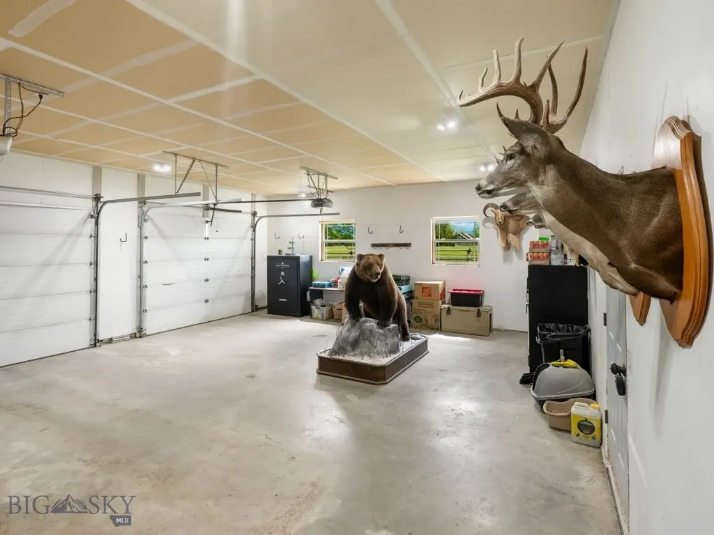 1721 Gateway South Road Gallatin Gateway MT 59730