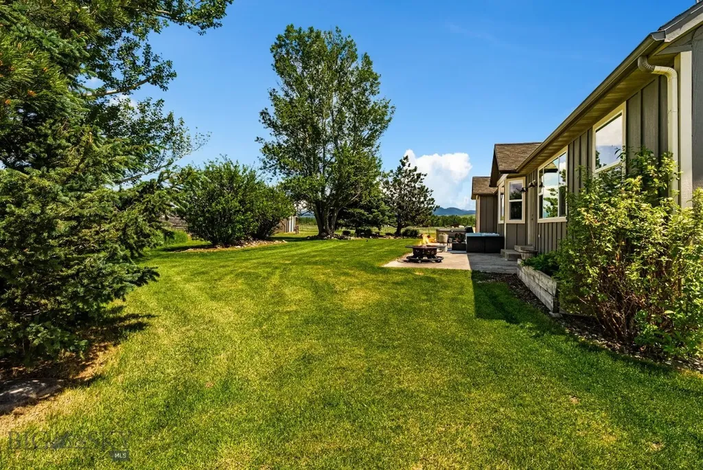 1721 Gateway South Road Gallatin Gateway MT 59730