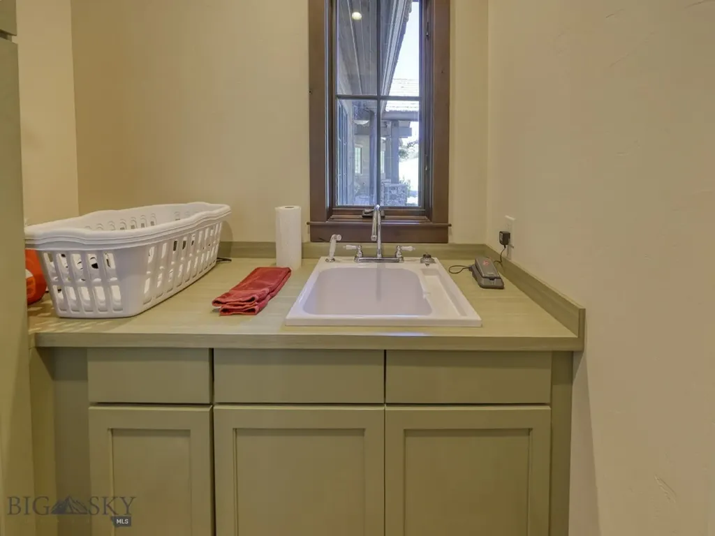 3225 Ousel Falls Big Sky MT 59716