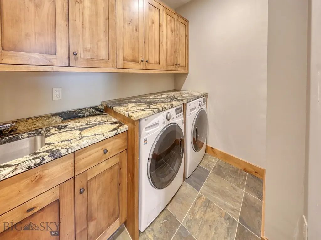 34 Old Barn Road Big Sky MT 59716