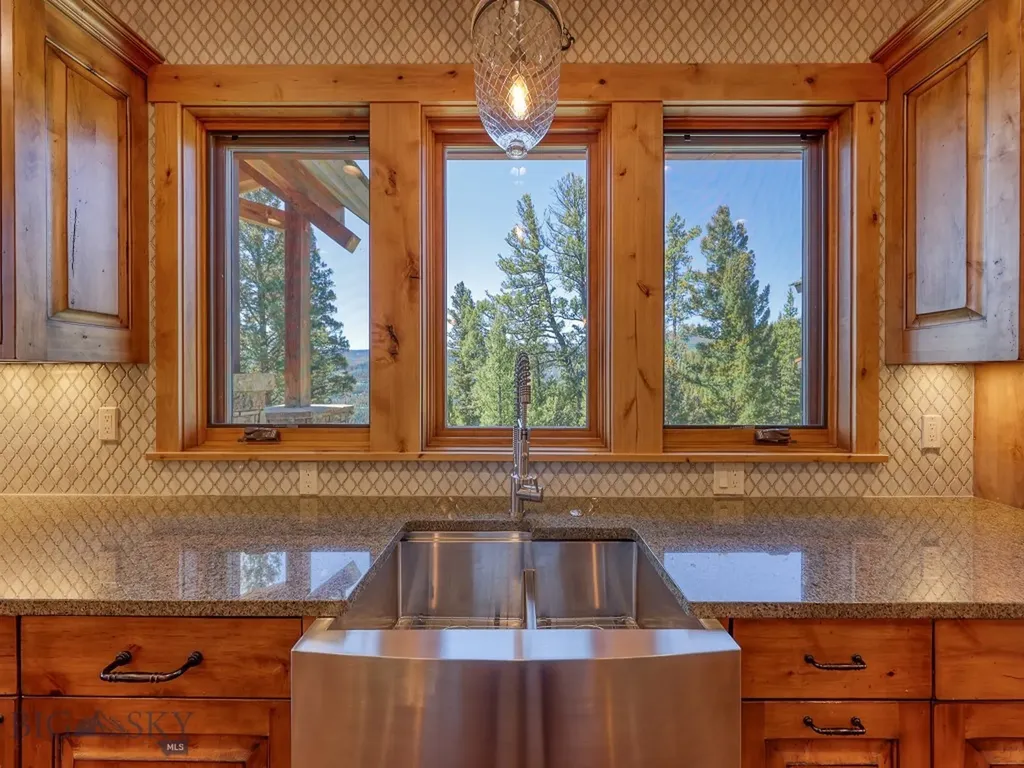 34 Old Barn Road Big Sky MT 59716