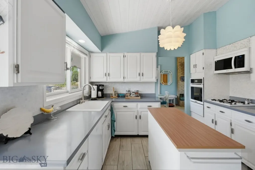 103 E Boulder Court Big Timber MT 59011