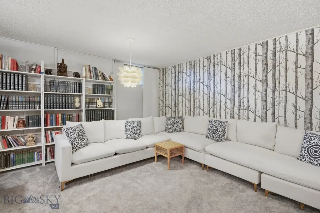 103 E Boulder Court Big Timber MT 59011