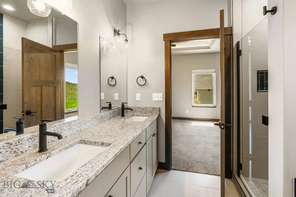 1215 Sweetgrass Lane Livingston MT 59047