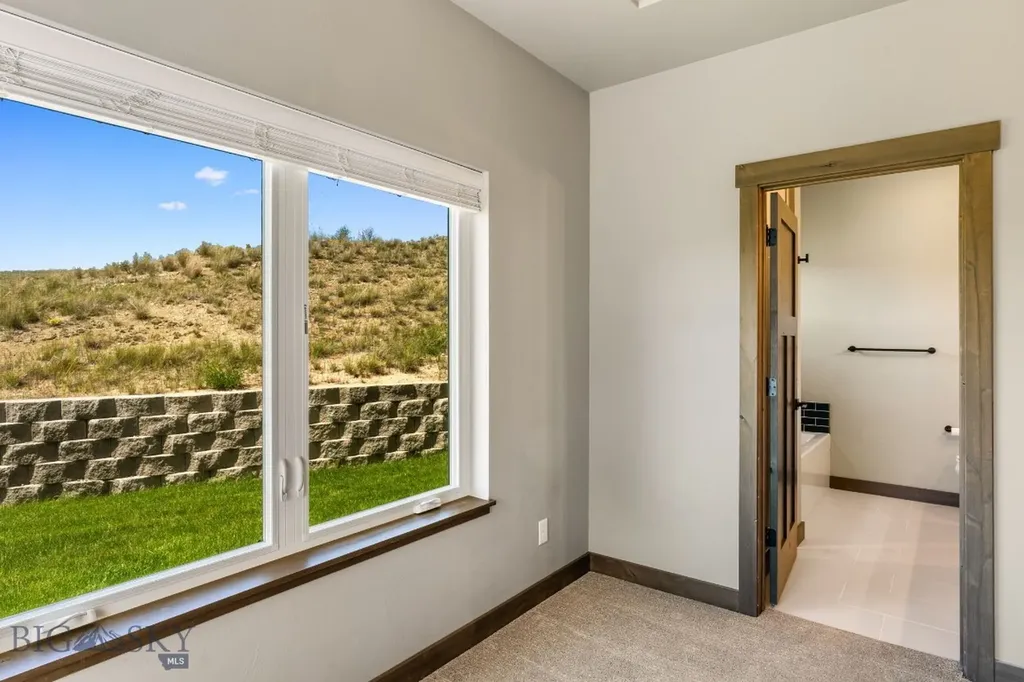 1215 Sweetgrass Lane Livingston MT 59047