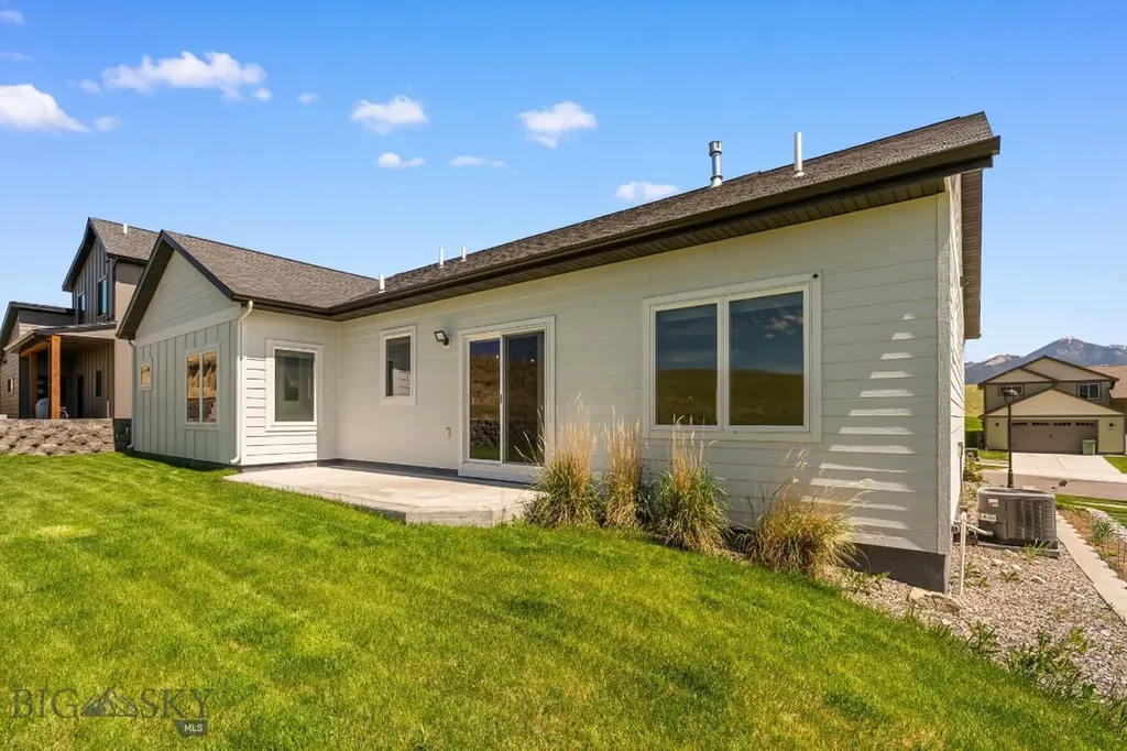 1215 Sweetgrass Lane Livingston MT 59047