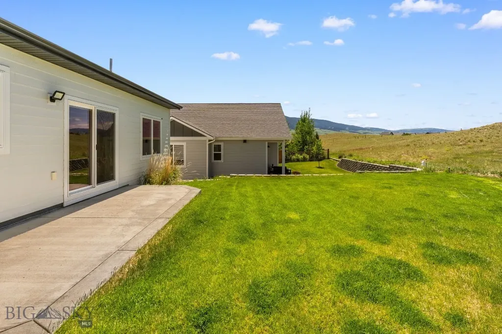 1215 Sweetgrass Lane Livingston MT 59047