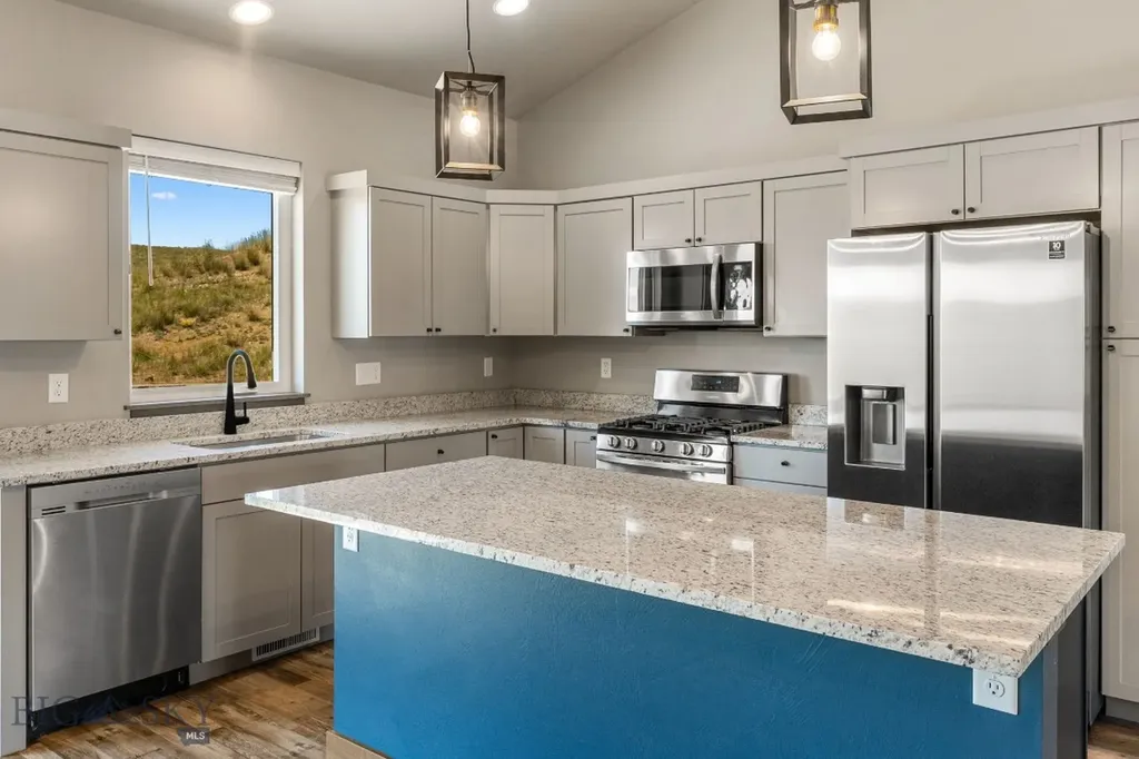 1215 Sweetgrass Lane Livingston MT 59047
