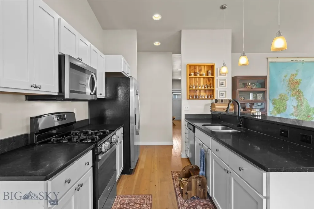 33 Naomi Rose Bozeman MT 59718