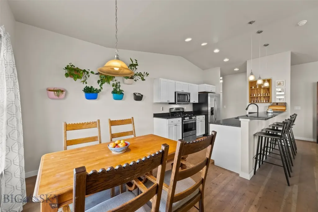 33 Naomi Rose Bozeman MT 59718