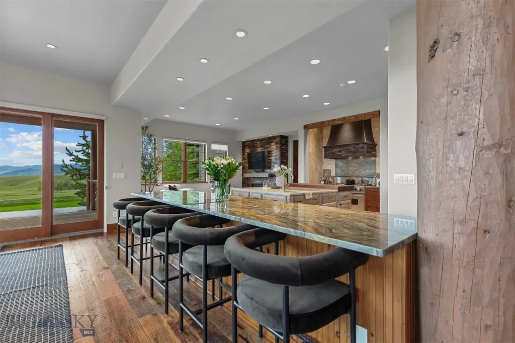 390 Hayrake Lane Bozeman MT 59715