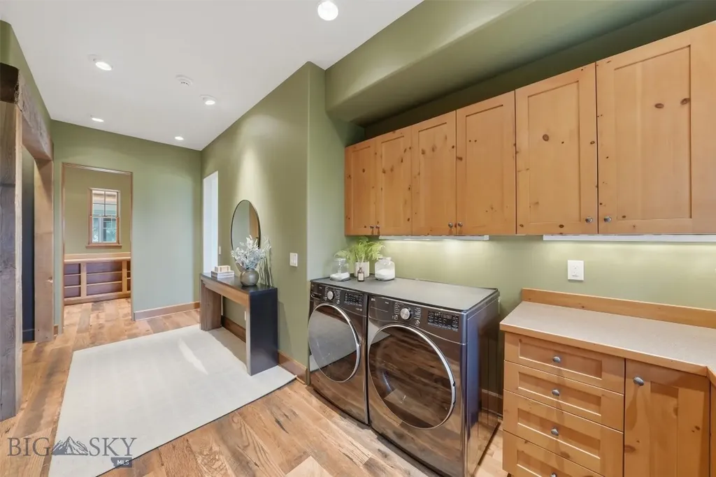 390 Hayrake Lane Bozeman MT 59715