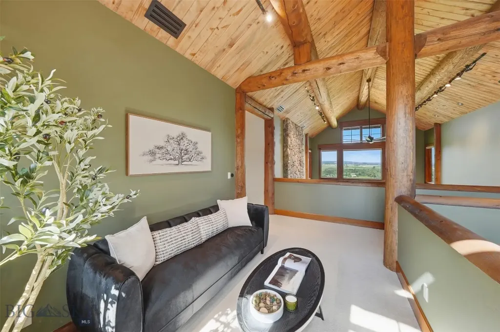 390 Hayrake Lane Bozeman MT 59715