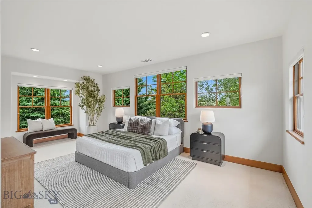 390 Hayrake Lane Bozeman MT 59715