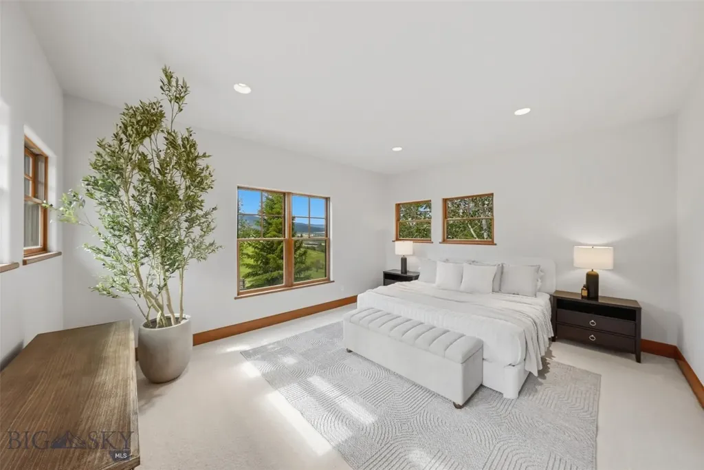 390 Hayrake Lane Bozeman MT 59715
