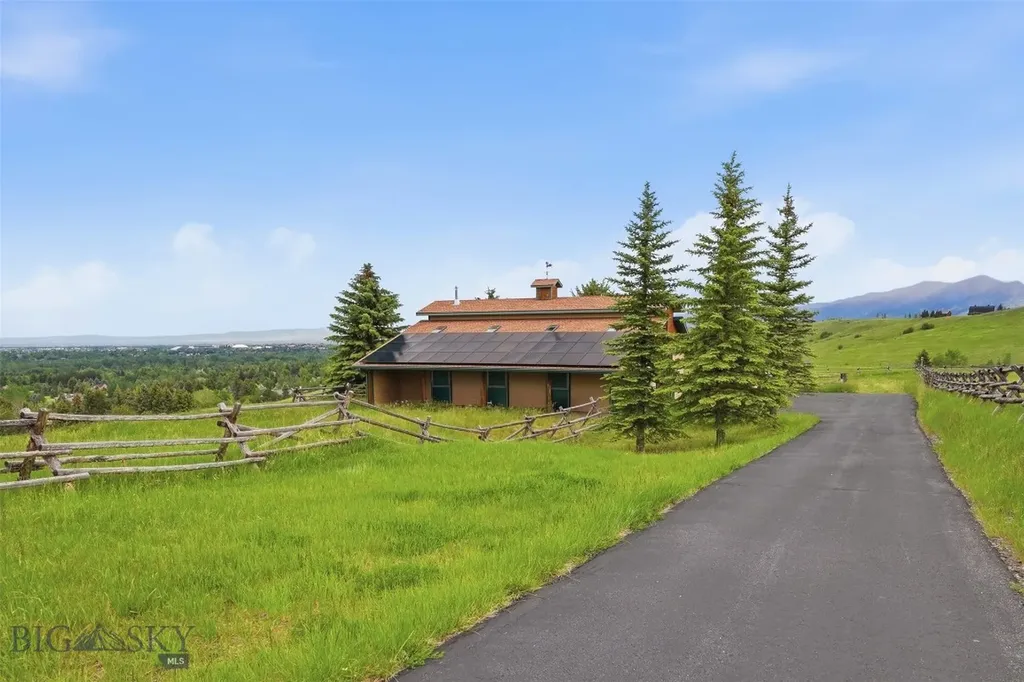 390 Hayrake Lane Bozeman MT 59715