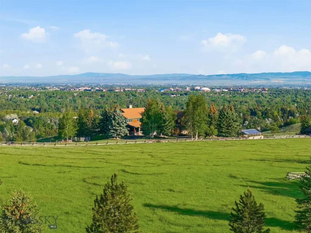 390 Hayrake Lane Bozeman MT 59715