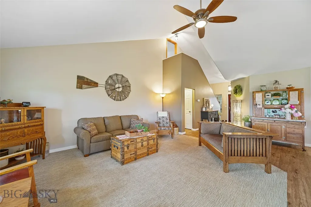 325 Mactavish Lane Belgrade MT 59714