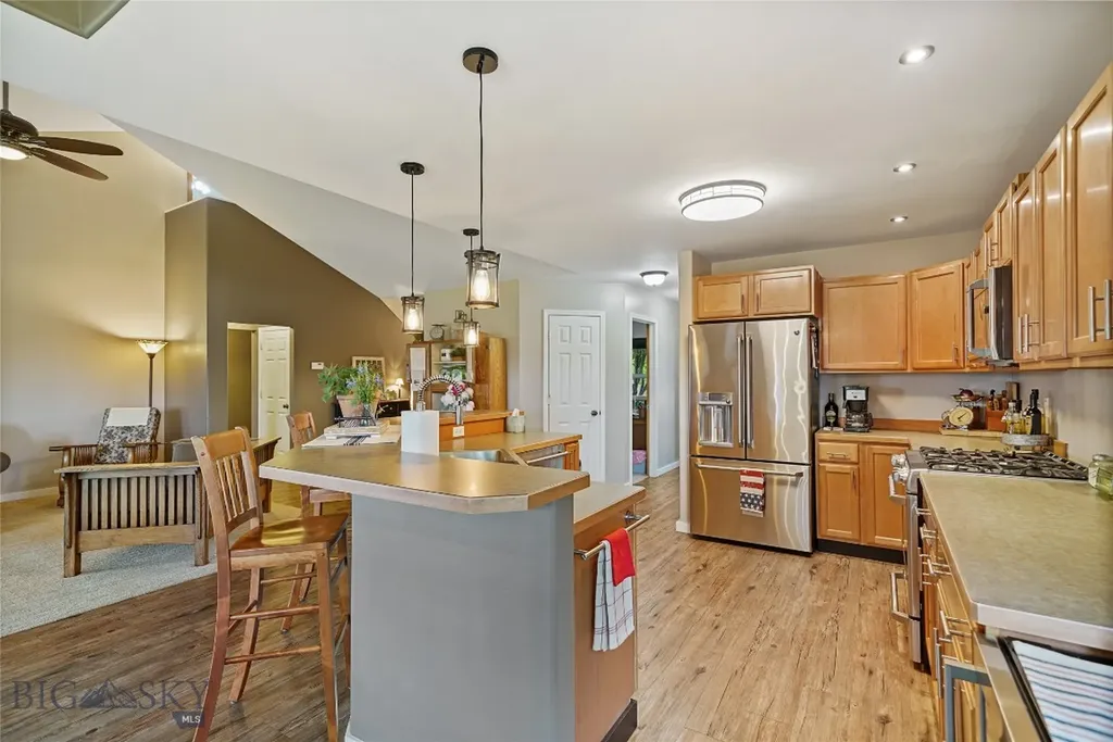 325 Mactavish Lane Belgrade MT 59714