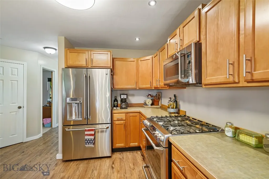 325 Mactavish Lane Belgrade MT 59714