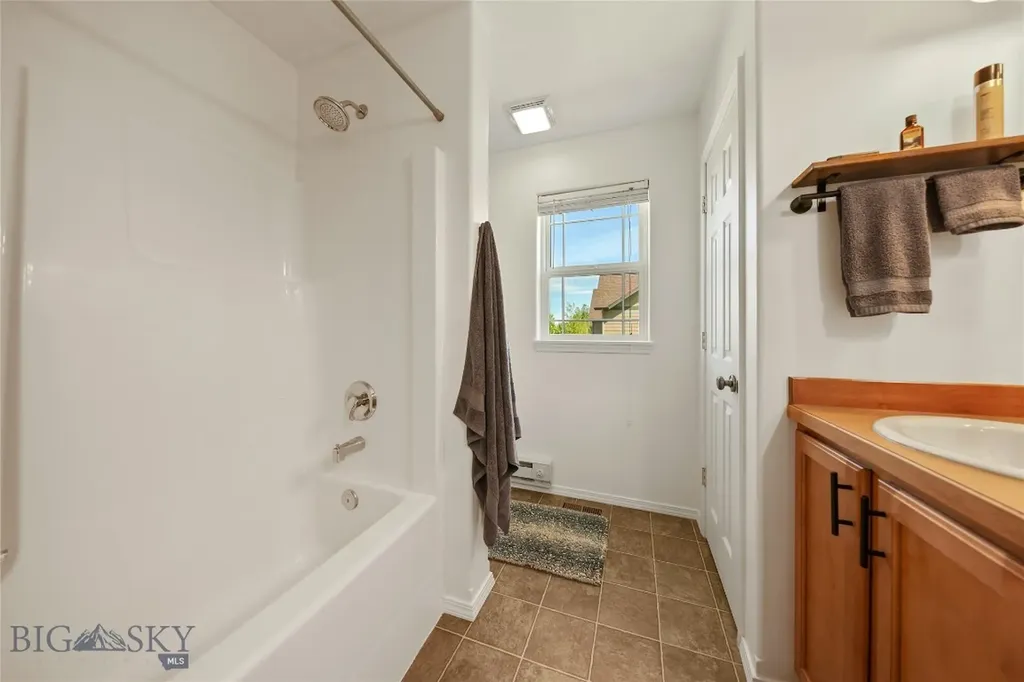 325 Mactavish Lane Belgrade MT 59714
